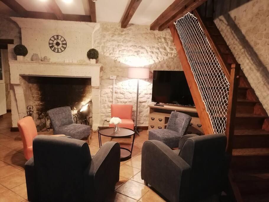 Maison Charentaise A La Campagne Becheresse Exteriér fotografie